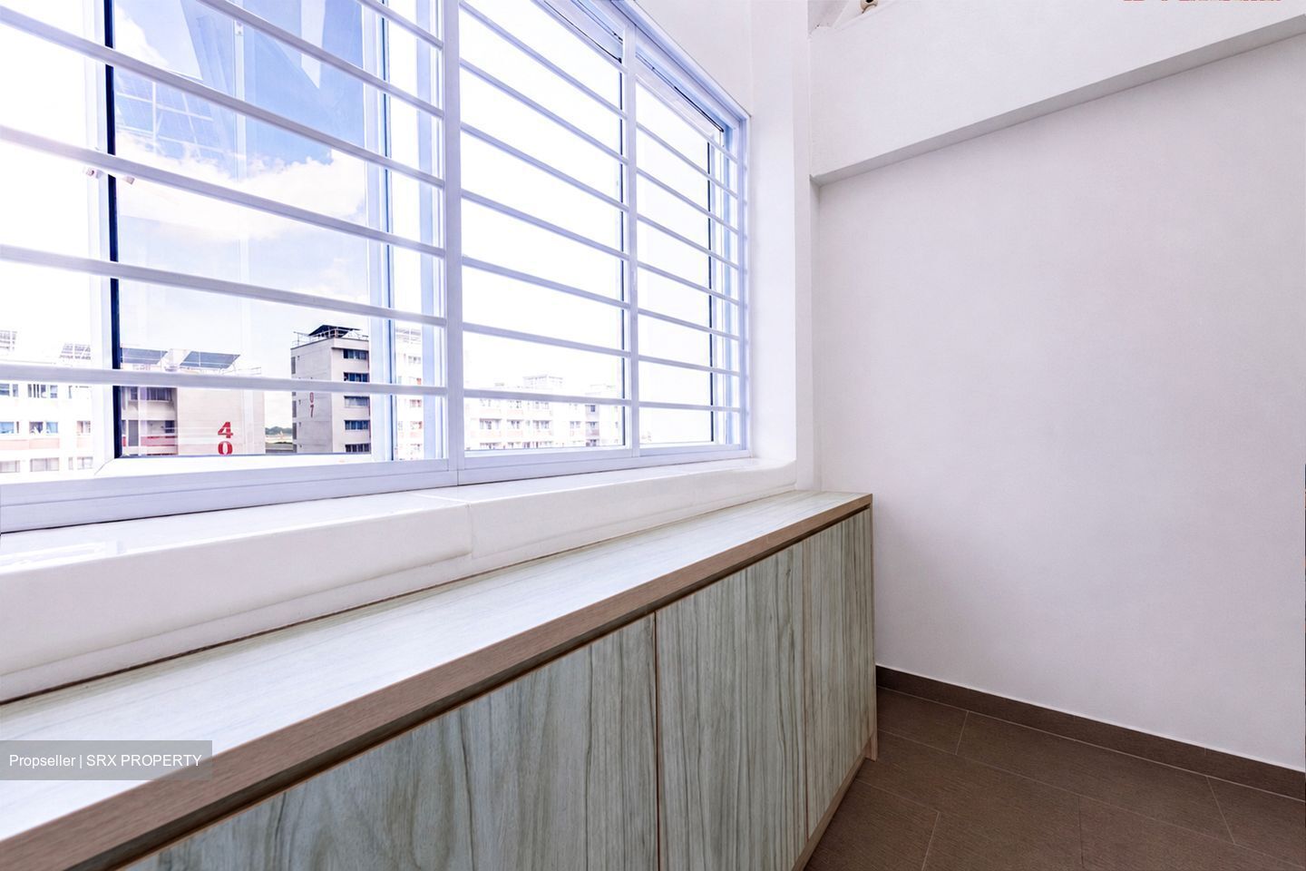 Blk 405 Hong Kah Court (Jurong West), HDB Executive #557729071